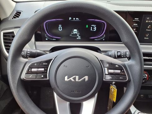 Used 2026 Kia Seltos LX AWD/4WD image 12