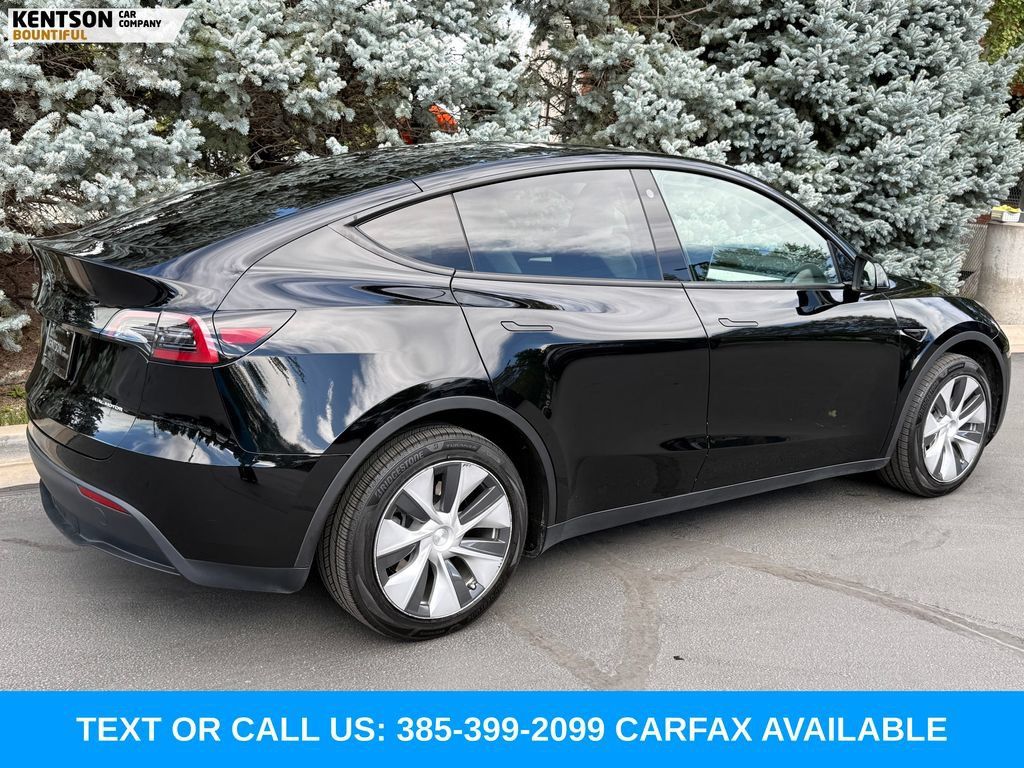 Used 2023 Tesla Model Y Long Range AWD/4WD image 9