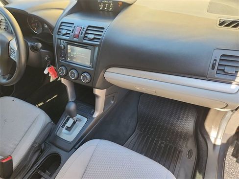 Used 2015 Subaru Forester 2.5i Premium image 27