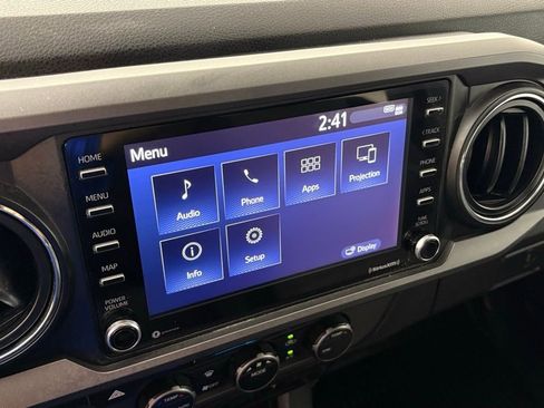 Used 2021 Toyota Tacoma TRD Off-Road w/ Technology Package image 23