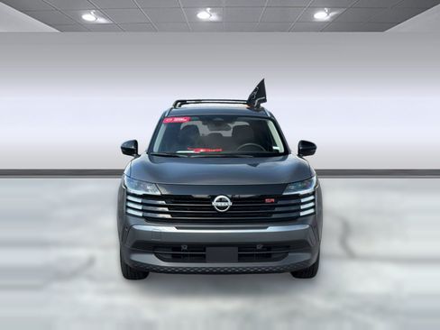 Certified 2026 Nissan Kicks SR FWD image 10