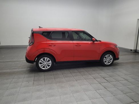 Used 2023 Kia Soul LX FWD image 10