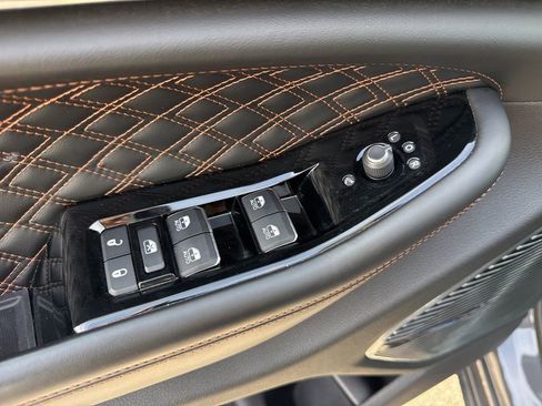 Used 2023 Jeep Grand Cherokee L Summit w/ Advanced Protech Group IV image 27