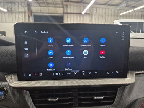 Used 2025 Ford Explorer ST-Line image 38