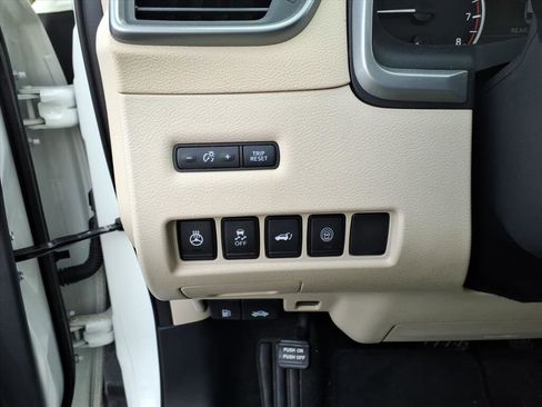 Used 2023 Nissan Murano Platinum w/ Cargo Package image 19