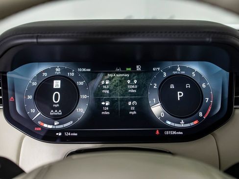 Used 2024 Land Rover Range Rover SE AWD/4WD image 25