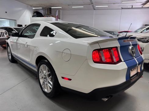 Used 2012 Ford Mustang Premium RWD image 5