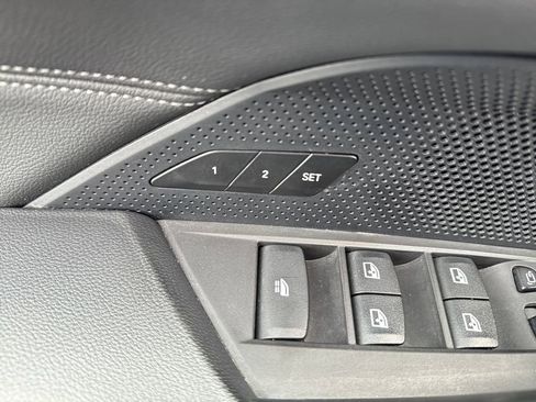 Used 2025 BMW 430i Convertible image 16