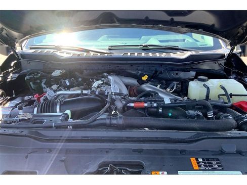 Used 2023 Ford F450 Lariat w/ Lariat Ultimate Package AWD/4WD image 12