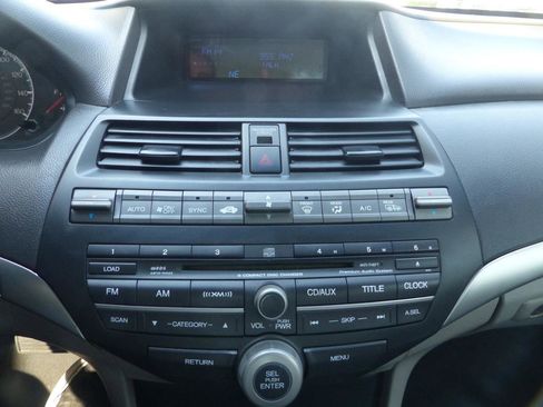 Used 2010 Honda Accord EX-L image 22