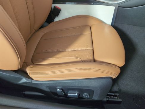 Used 2026 BMW 430i Coupe w/ M Sport Package image 31