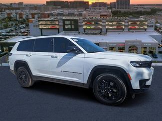 New 2025 Jeep Grand Cherokee L Altitude video 1