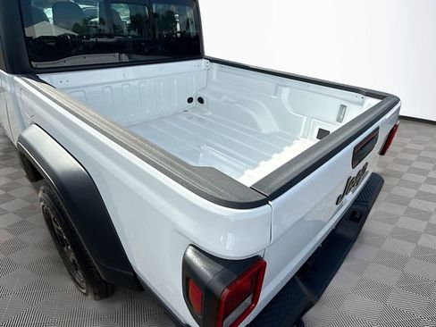 New 2026 Jeep Gladiator Sport image 29