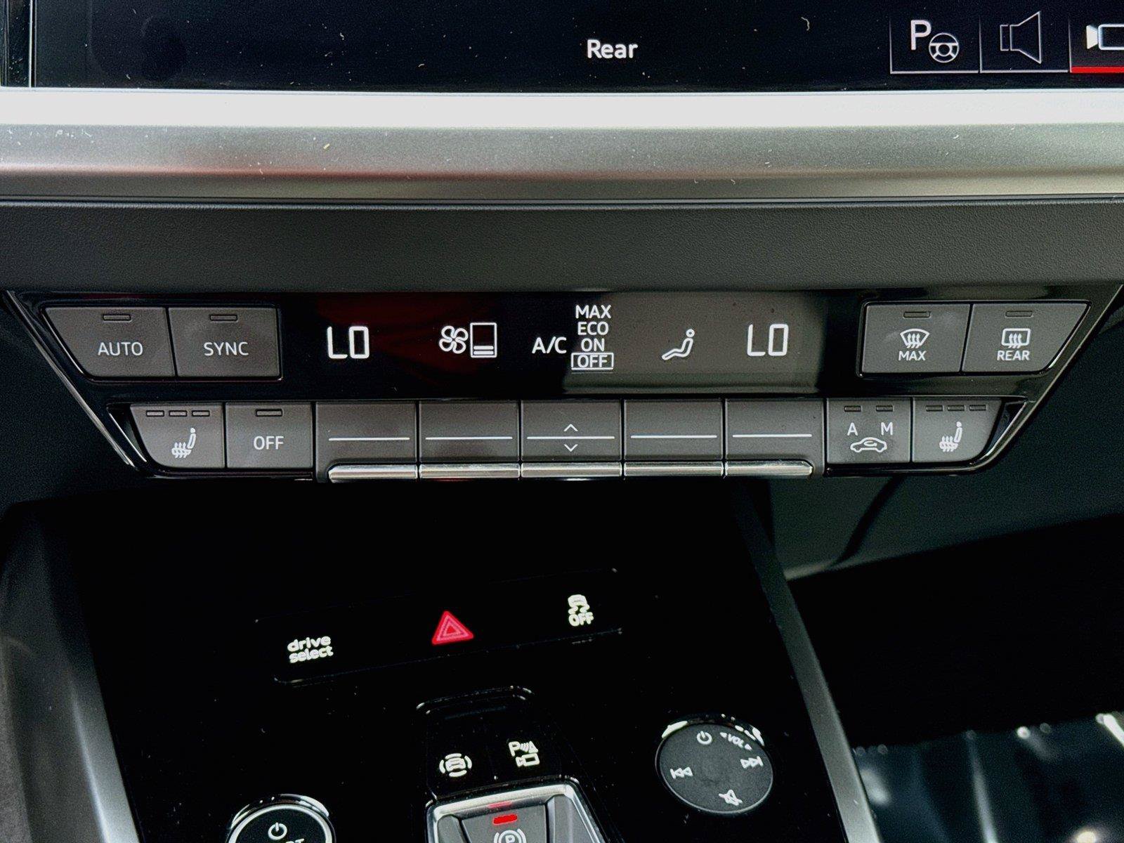 Used 2024 Audi Q4 e-tron Premium Plus w/ Premium Plus AWD/4WD image 16