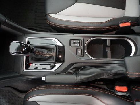 Certified 2023 Subaru Crosstrek 2.5i Limited image 31