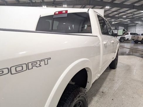 Used 2019 RAM 3500 Laramie image 3