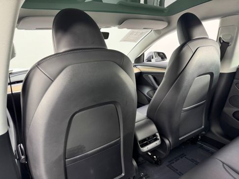 Used 2023 Tesla Model 3 Standard Range image 35