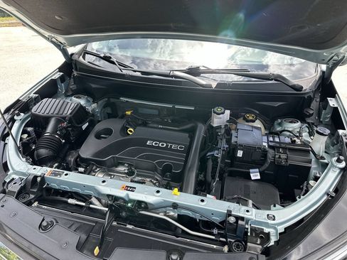 Certified 2022 Chevrolet Equinox LT FWD image 29