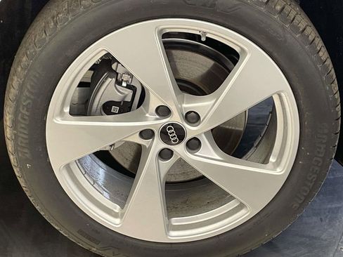 New 2025 Audi Q5 Premium Plus image 14