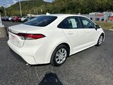 Used 2024 Toyota Corolla LE image 2
