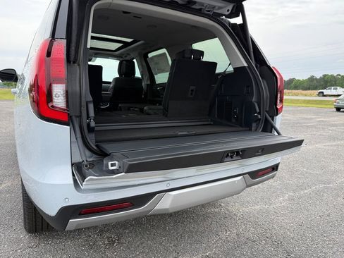 New 2026 Ford Expedition Platinum w/ Driver's Package AWD/4WD image 18