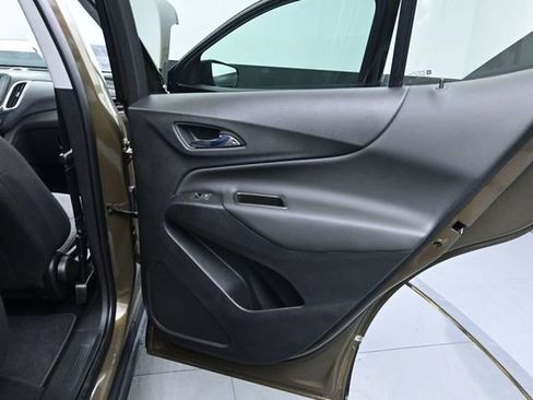 Certified 2023 Chevrolet Equinox LT FWD image 16