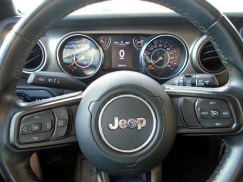 Used 2020 Jeep Wrangler Unlimited Sport S image 13