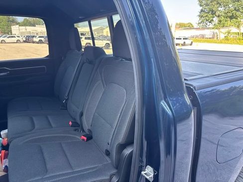 Used 2019 RAM 1500 Big Horn AWD/4WD image 13