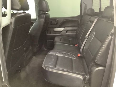 Used 2017 Chevrolet Silverado 1500 LT w/ All Star Edition AWD/4WD image 6