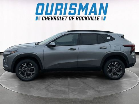 New 2026 Chevrolet Trax LT w/ LT Convenience Package image 3