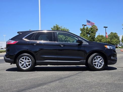 Certified 2021 Ford Edge SEL FWD image 4