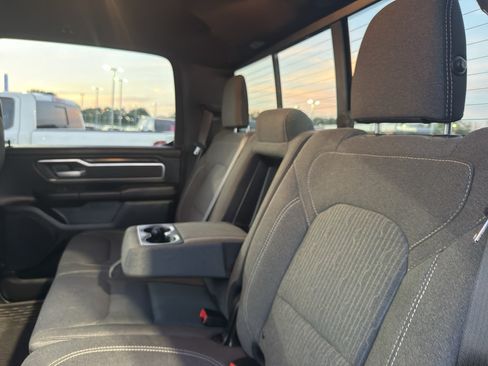 Used 2019 RAM 1500 Big Horn AWD/4WD image 35