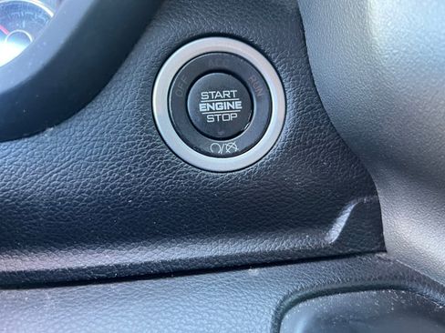 Used 2024 RAM 3500 Big Horn image 28