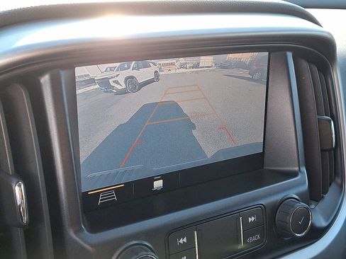 Certified 2022 Chevrolet Colorado LT w/ LT Convenience Package image 18