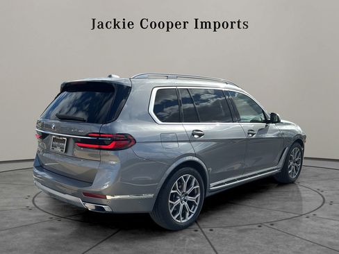 Used 2023 BMW X7 xDrive40i w/ Executive Package image 5