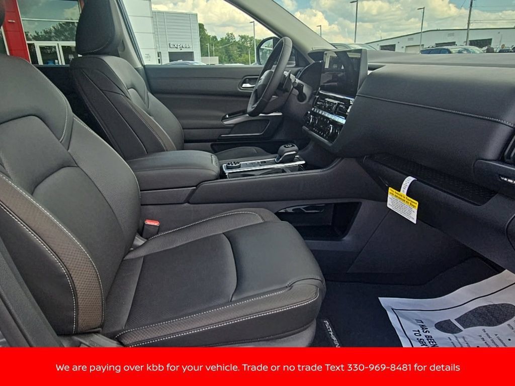 New 2026 Nissan Pathfinder SL w/ SL Premium Package AWD/4WD image 25