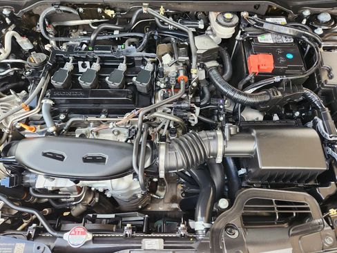 Used 2022 Honda Civic Touring image 30