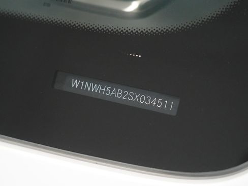 Certified 2025 Mercedes-Benz G 63 AMG 4MATIC image 37