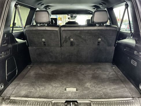 Used 2024 Jeep Wagoneer L Series II w/ Flexible Seating Group image 29