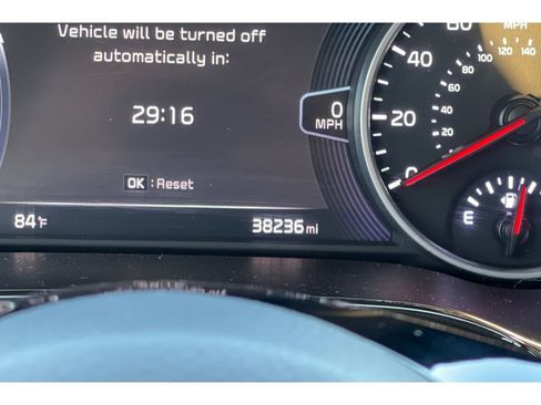 Used 2022 Kia Seltos SX w/ Sunroof Package image 40