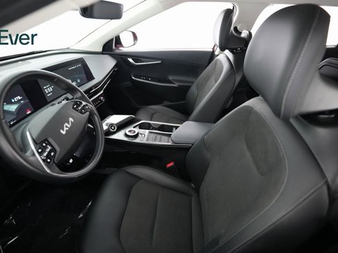Used 2024 Kia EV6 Light image 7
