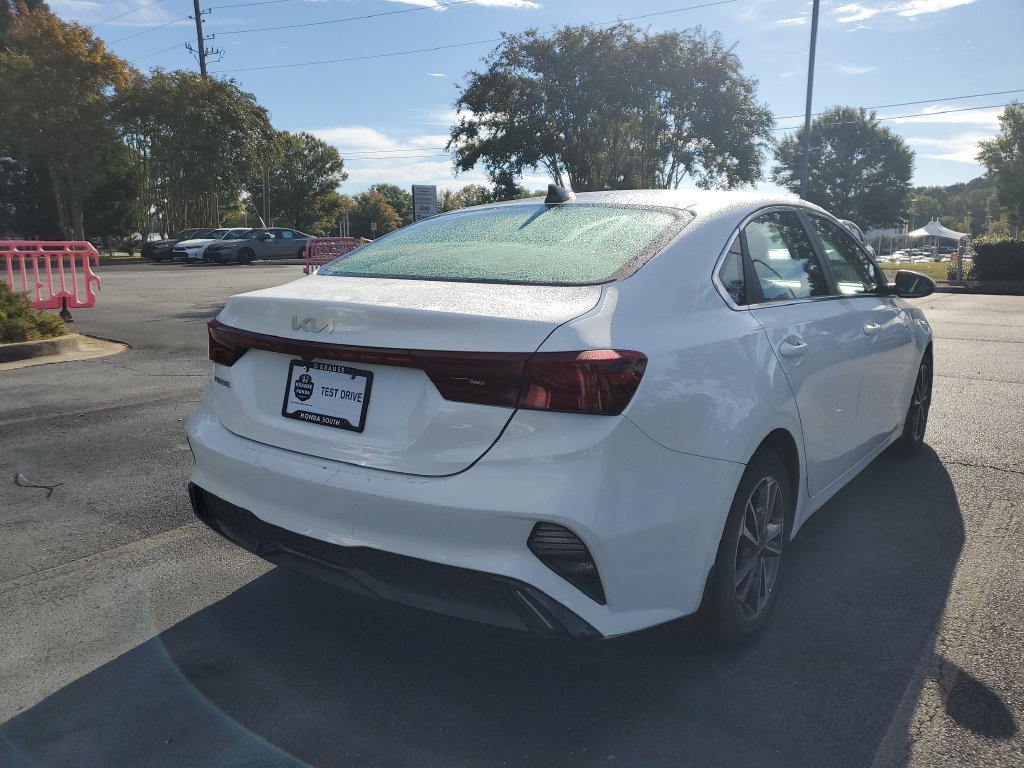 Used 2023 Kia Forte GT-Line FWD image 7