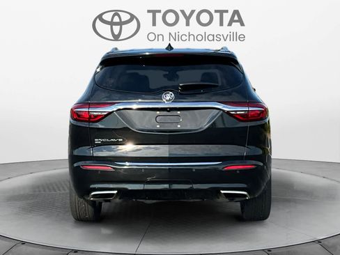 Used 2020 Buick Enclave Premium w/ Sun and Sites Package image 5