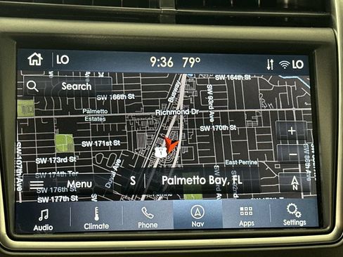 Used 2020 Lincoln Nautilus FWD w/ Equipment Group 101A image 18
