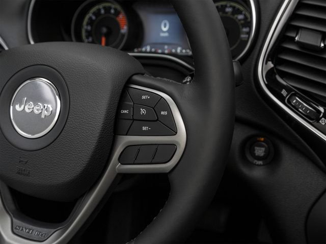 Used 2019 Jeep Cherokee Latitude Plus FWD image 64