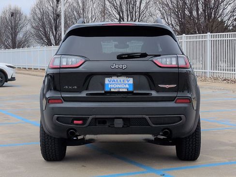 Used 2019 Jeep Cherokee Trailhawk w/ Comfort/Convenience Group image 7