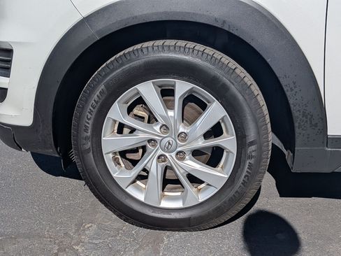 Used 2019 Hyundai Tucson SE AWD/4WD image 13