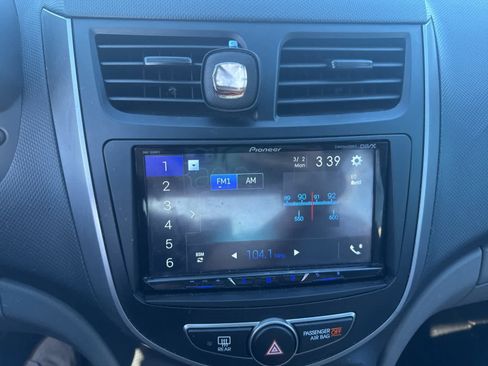 Used 2017 Hyundai Accent SE image 23