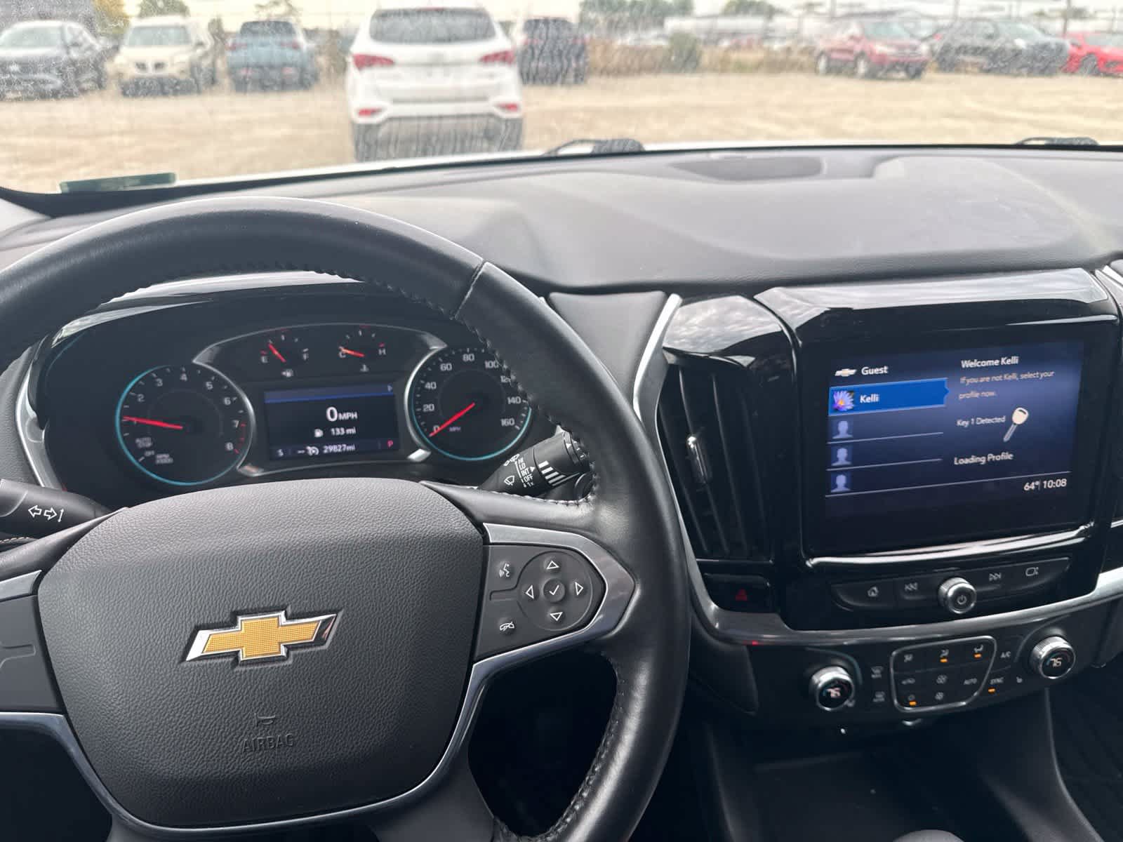 Used 2021 Chevrolet Traverse LT AWD/4WD image 19