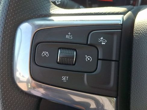 Used 2023 Chevrolet Blazer LT w/ Convenience Package FWD image 16